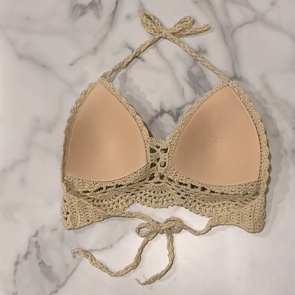 Crocheted Halter Top - Picture 4 of 4
